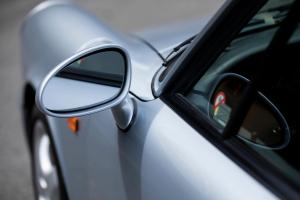 Porsche 911 Carrera RS 3.6 Touring 1992 года  (WW)